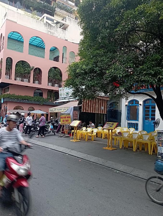 Lady Sara Hostel โฮจิมินห์ซิตี้ ภายนอก รูปภาพ