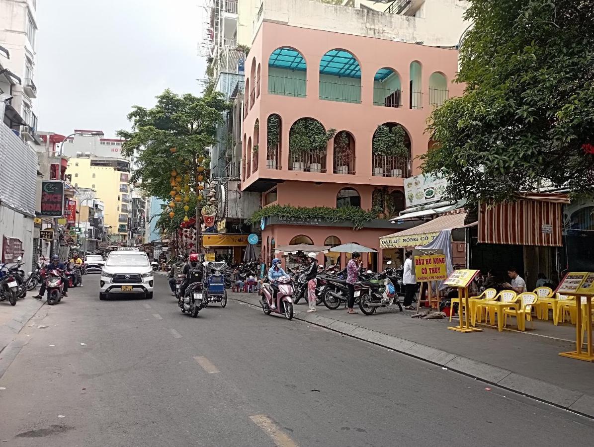 Lady Sara Hostel โฮจิมินห์ซิตี้ ภายนอก รูปภาพ