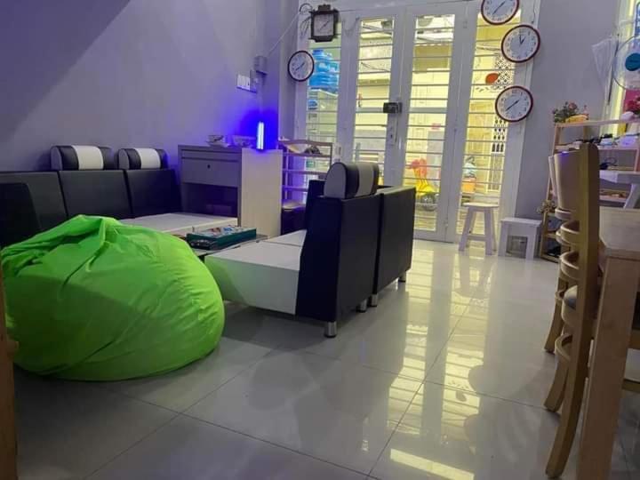 Lady Sara Hostel โฮจิมินห์ซิตี้ ภายนอก รูปภาพ